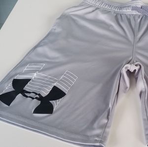 Under Armour Youth LG BB shorts